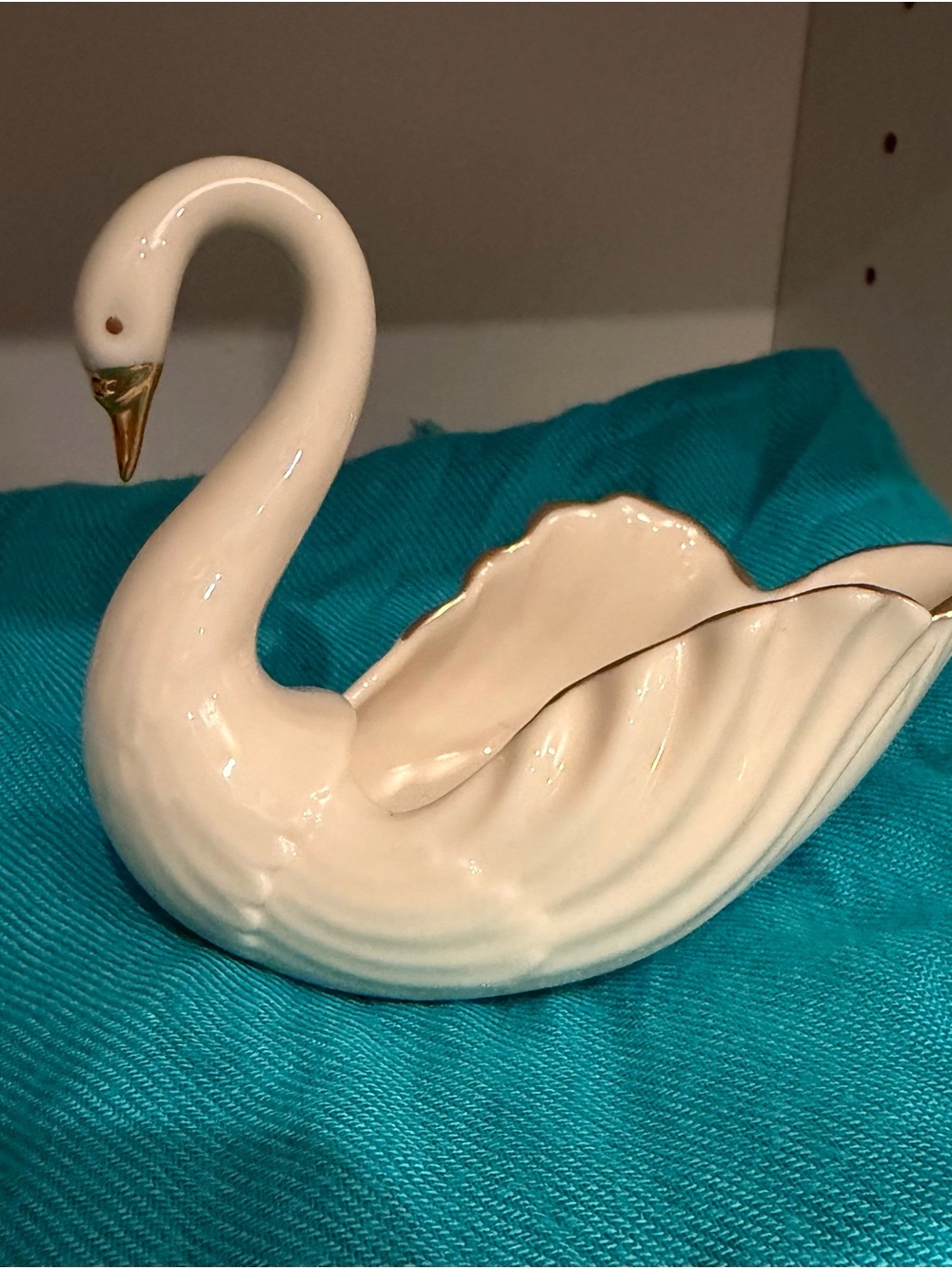 Lenox White Ceramic Swan trinket dish  with Gold Accents-Made in the USA🇺🇸